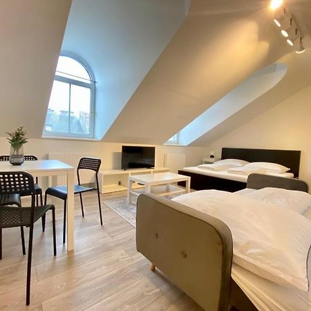 Central Apartment In Vienna Near Metro Buitenkant foto